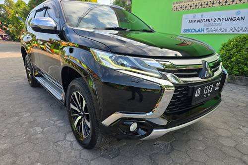 2016 Mitsubishi Pajero SPORT DAKAR 4X2 2.4L AT bekas