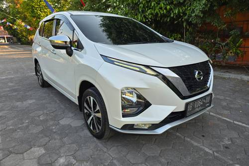 2020 Nissan Livina  VL AT Bekas