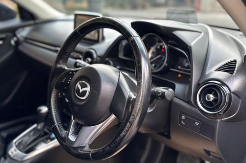 2015 Mazda 2 Hatchback GT 1.5L AT bekas