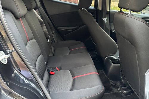 2015 Mazda 2 Hatchback GT 1.5L AT bekas