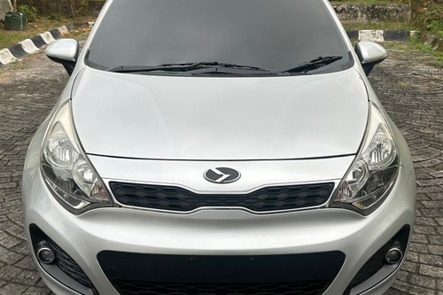 2013 Kia Rio  SE 1.4L AT bekas