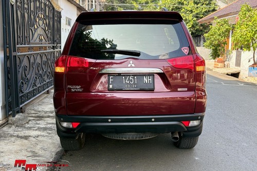 Dijual 2015 Mitsubishi Pajero Sport Dakar AT 4x2 bekas