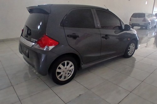 Beli mobil bekas