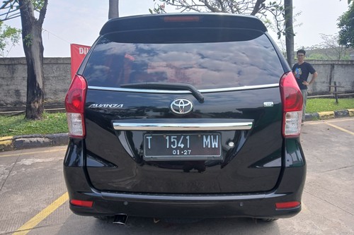 Beli mobil bekas
