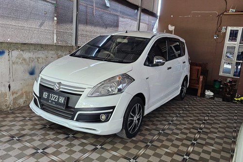 Beli mobil bekas