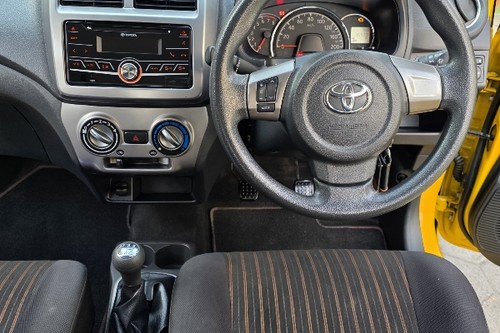 Beli mobil bekas