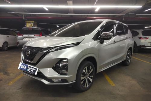 Beli mobil bekas