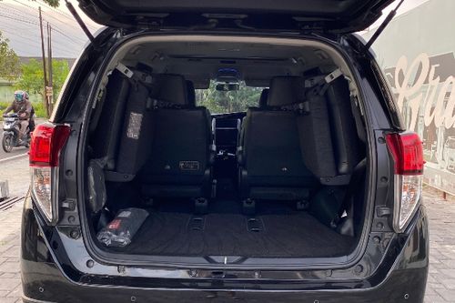 2021 Toyota Kijang Innova REBORN 2.4 Q AT DIESEL VENTURER bekas