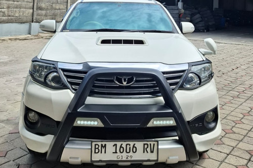 2013 Toyota Fortuner  G 4X2 TRD VNT MT bekas