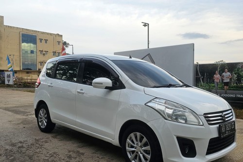 2014 Suzuki Ertiga GX AT bekas