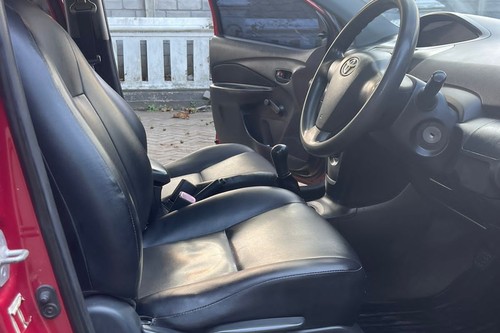 2012 Toyota Vios Limo MT bekas