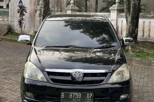 2006 Toyota Kijang Innova 2.0 V AT bekas
