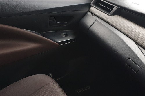 2022 Toyota Kijang Innova REBORN 2.4 G AT DIESEL bekas
