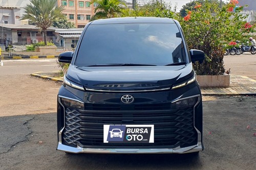 Used 2022 Toyota Voxy 2.0 CVT