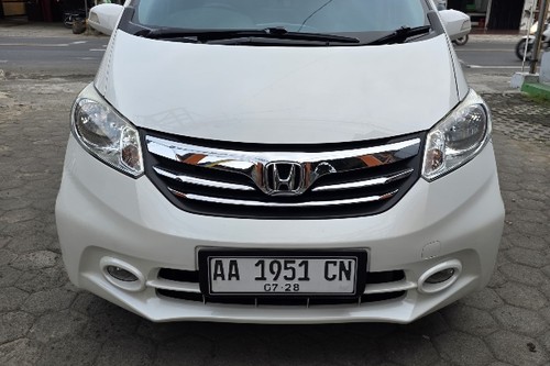 2013 Honda Freed E(PSD)A/T bekas