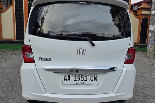 Beli mobil bekas