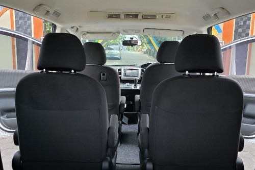 Dijual 2013 Honda Freed E(PSD)A/T bekas