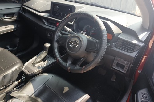 2024 Daihatsu Ayla 1.0L X AT bekas