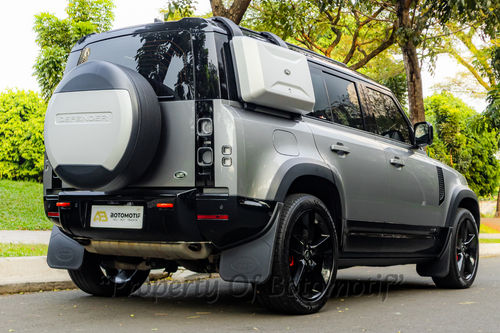 2022 Land Rover Defender 110 2.0L SE 110 bekas