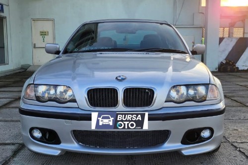 2001 BMW 3 Series Sedan  325iat bekas