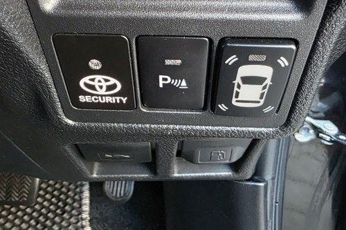 2016 Toyota Kijang Innova REBORN 2.0 Q AT tua