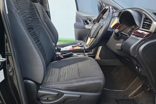2016 Toyota Kijang Innova REBORN 2.0 Q AT bekas