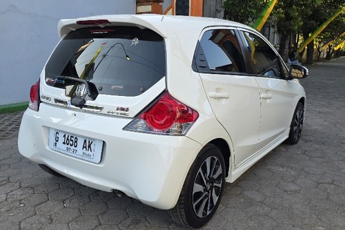 Dijual 2017 Honda Brio RS MT bekas