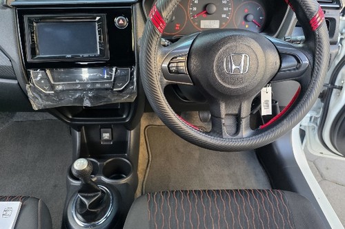 Dijual 2017 Honda Brio RS MT bekas