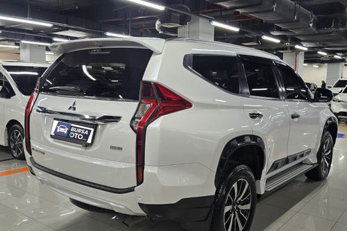 2020 Mitsubishi Pajero Sport Dakar AT 4x2 tua