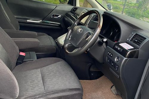 2012 Toyota Alphard S 2.4 AT tua