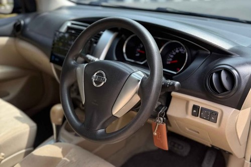 2013 Nissan Grand Livina 1.5 SV AT bekas
