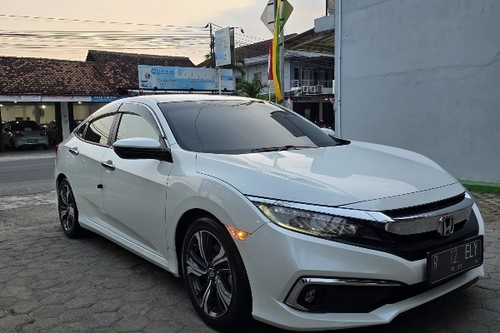 Beli mobil bekas