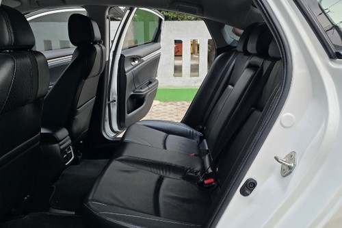 Beli mobil bekas