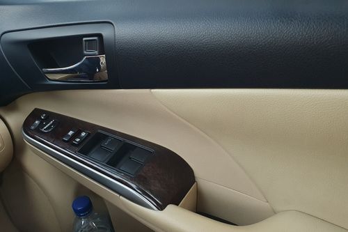 2017 Toyota Camry 2.5 V AT bekas
