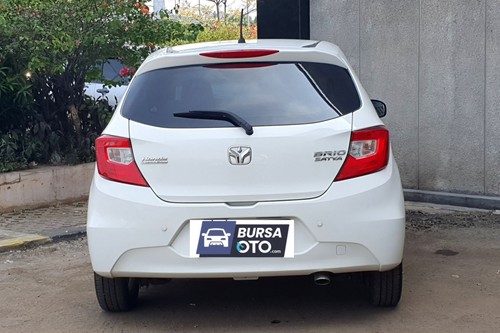Dijual 2023 Honda Brio Satya E CVT bekas