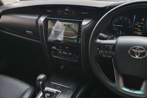 Beli mobil bekas