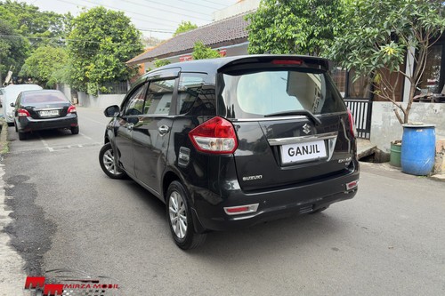 Beli mobil bekas