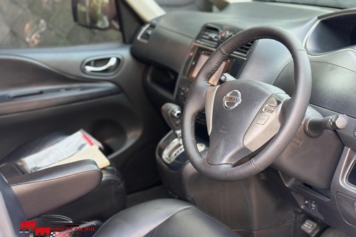 Dijual 2014 Nissan Serena Highway Star bekas
