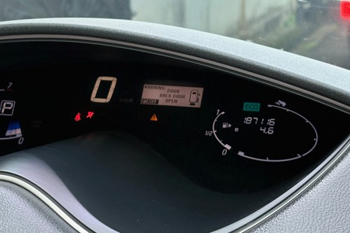 Dijual 2014 Nissan Serena Highway Star bekas