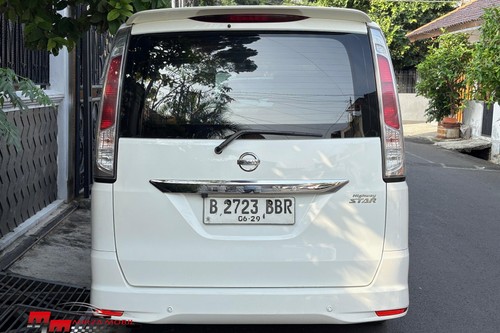 Dijual 2014 Nissan Serena Highway Star bekas