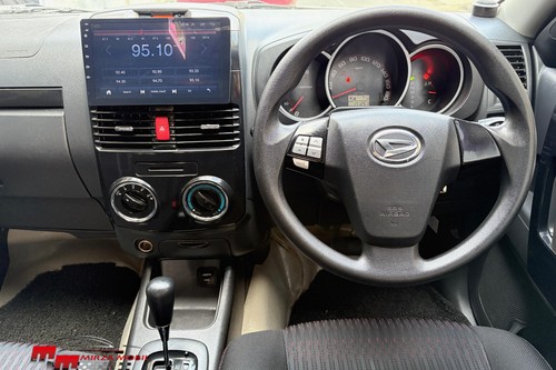 2017 Daihatsu Terios R A/T bekas