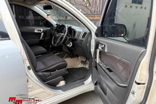 Beli mobil bekas