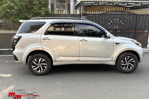 Beli mobil bekas
