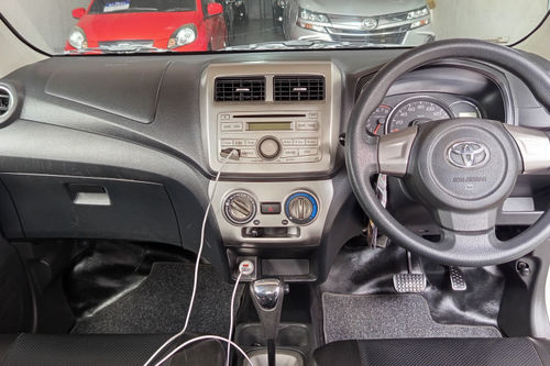 Beli mobil bekas