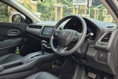 2020 Honda HRV 1.5L E CVT bekas