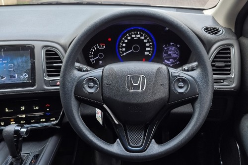 Dijual 2020 Honda HRV 1.5L E CVT bekas