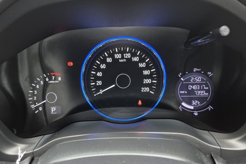 2020 Honda HRV 1.5L E CVT bekas