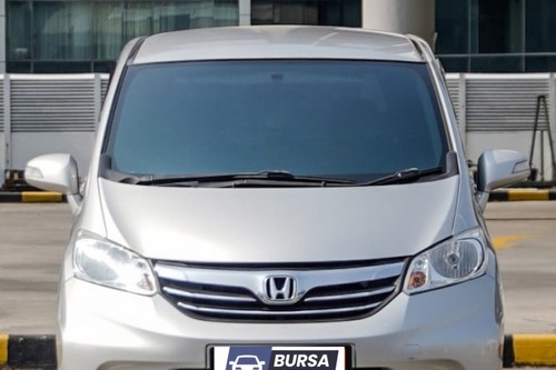 Used 2013 Honda Freed  SD