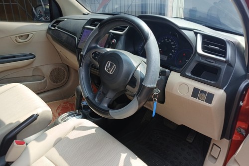 Beli mobil bekas