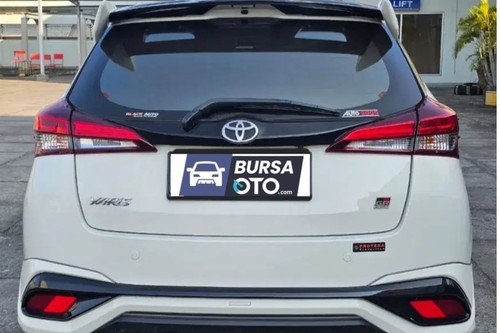 Dijual 2022 Toyota Yaris 1.5 S CVT GR Sport 3 AB bekas